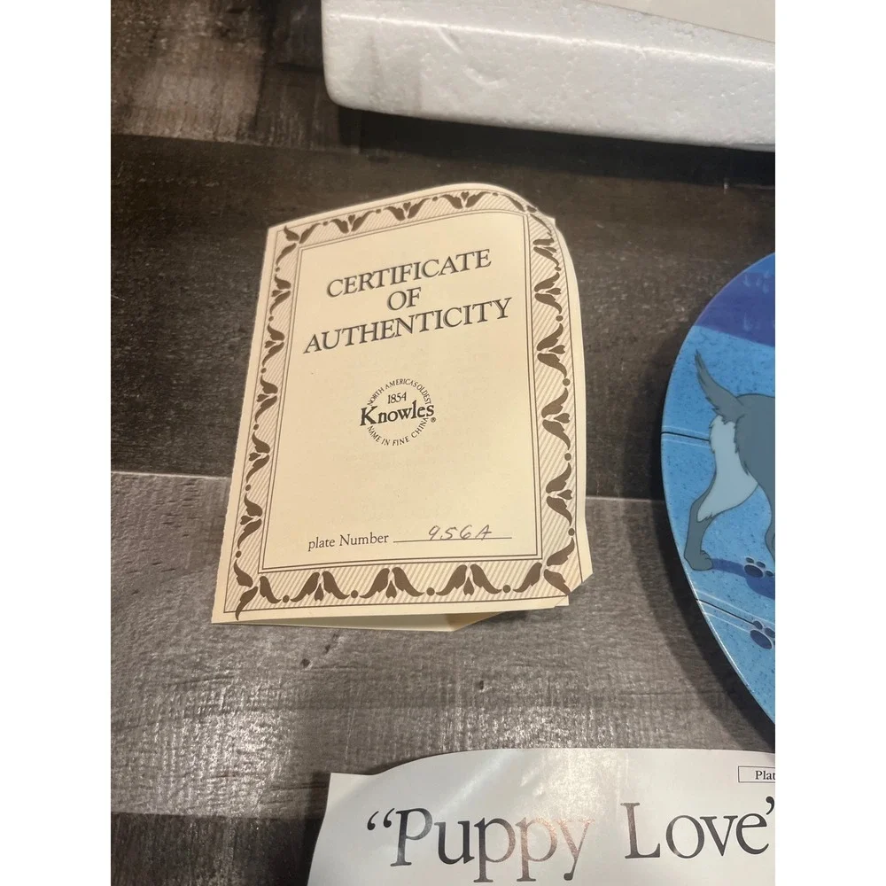 Disney Knowles Lady and the Tramp Puppy Love Collector Plate 956A COA Box